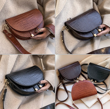 Load image into Gallery viewer, Women&#39;s Semi-Circle Purse
